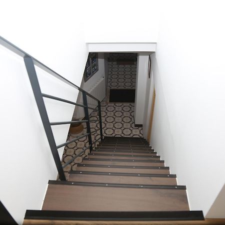 Suran - 2 Pers-Wifi-Confort Oyonnax Exterior photo