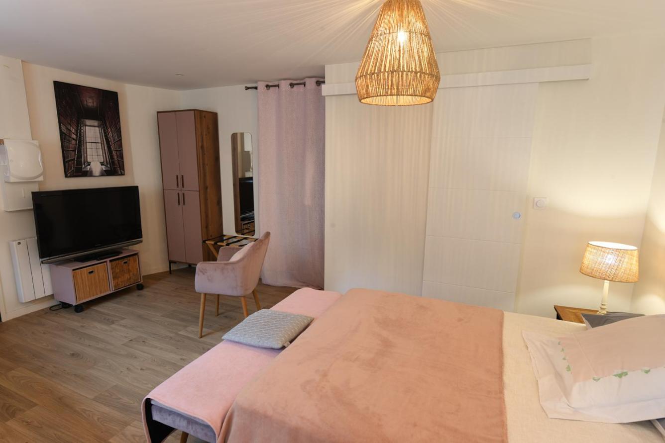 Suran - 2 Pers-Wifi-Confort Oyonnax Exterior photo